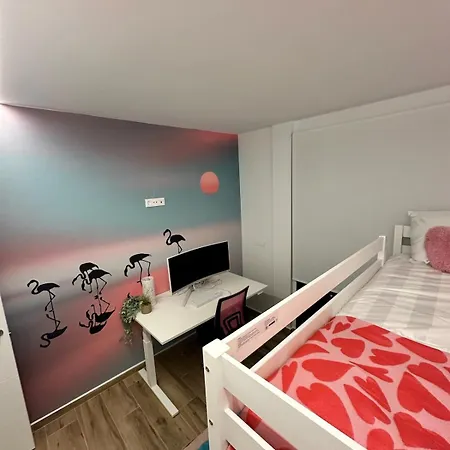 Apartment Luxury Penthouse With View & Private Rooftop *